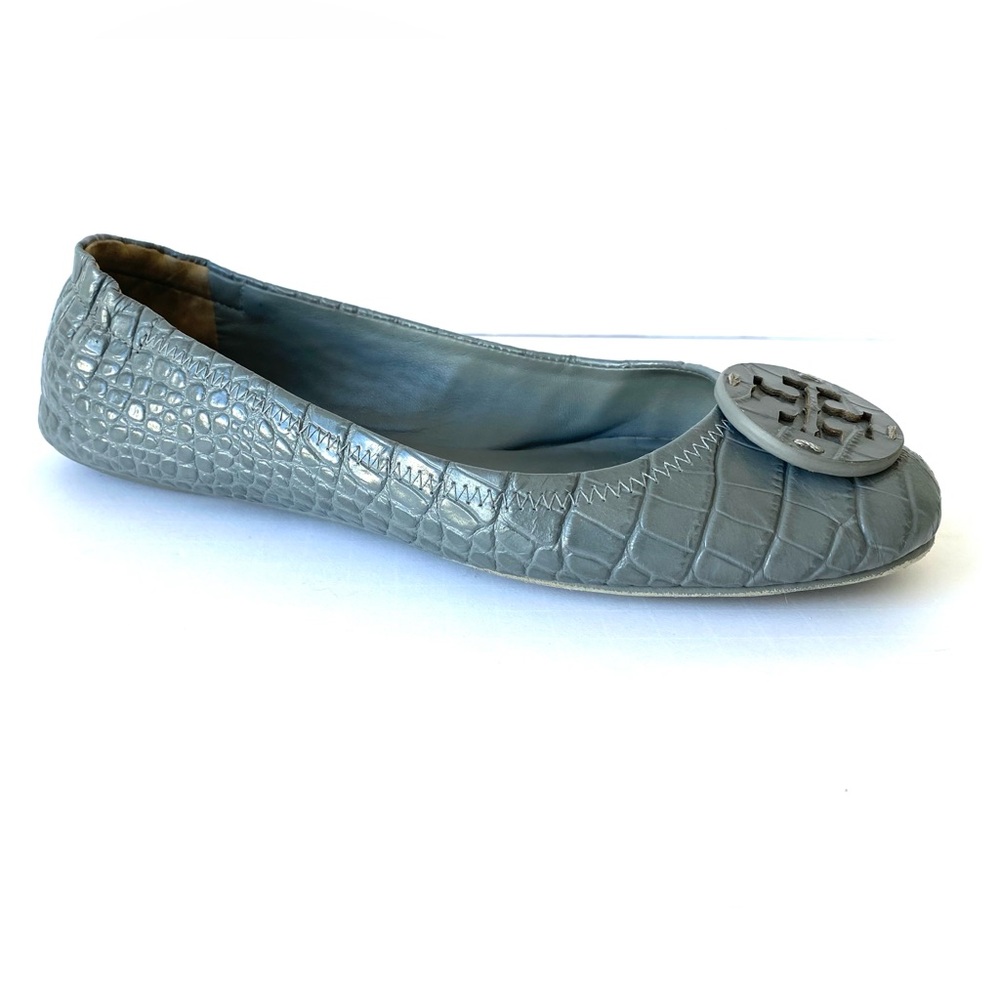 Tory Burch gray croc leather flat, size 9.5